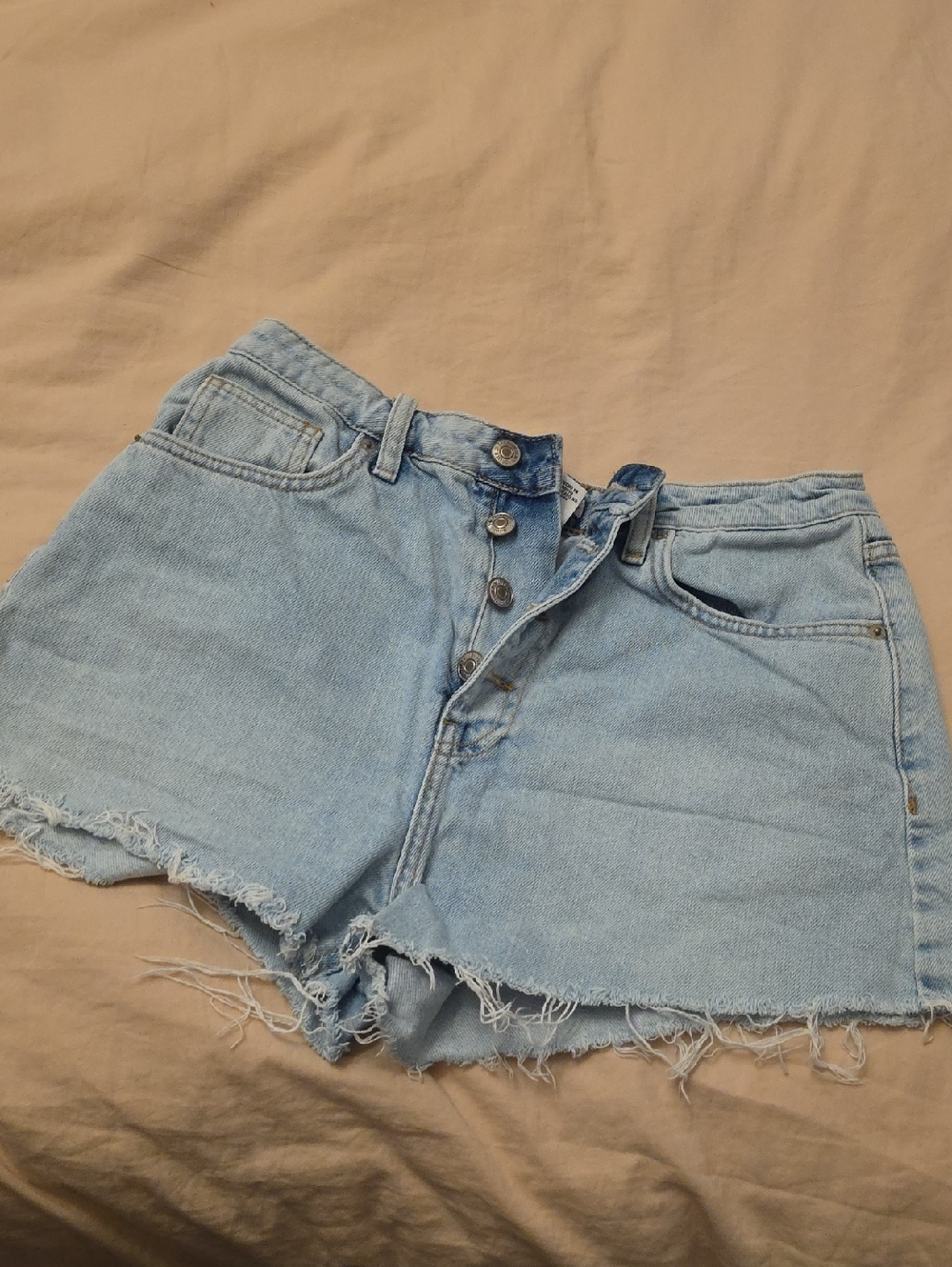 Forever 21 Light Blue High-Rise Frayed Denim Shorts And Multi-button Front